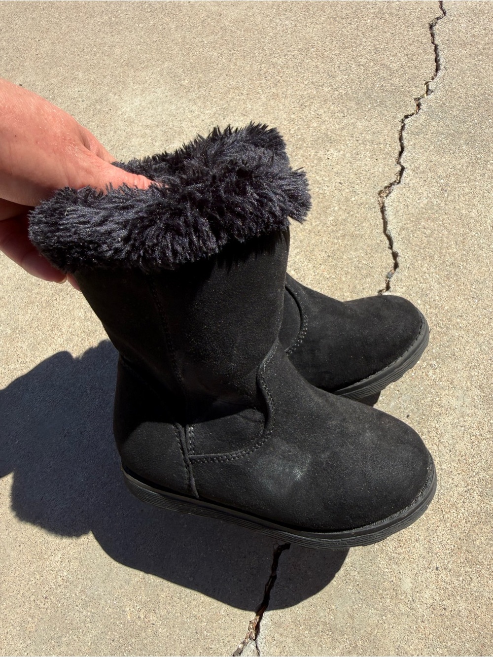 Kid’s Black Faux-Fur Suede Winter Boots